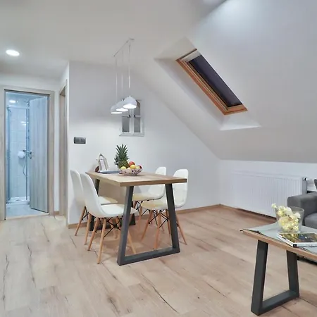 Seventy Seven Appartement *