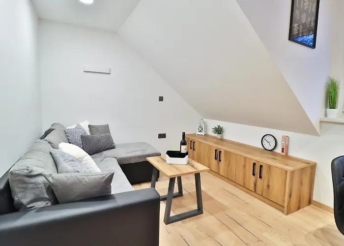 Seventy Seven Apartmán *