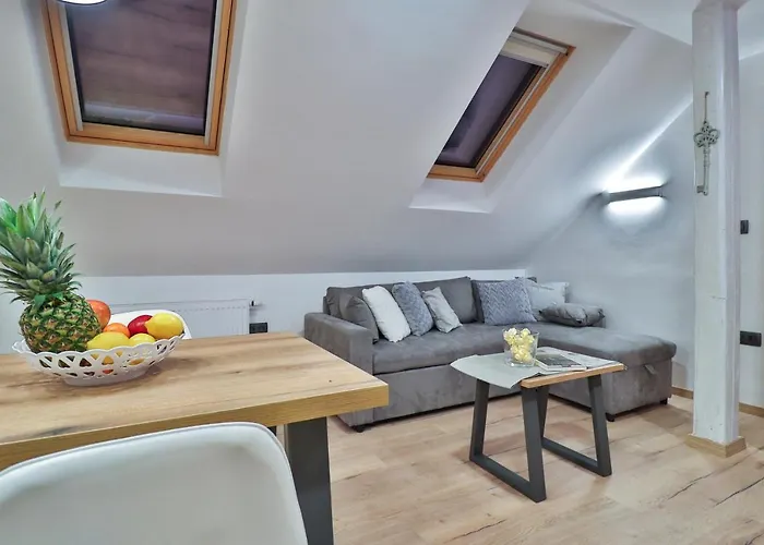 Seventy Seven Apartmán